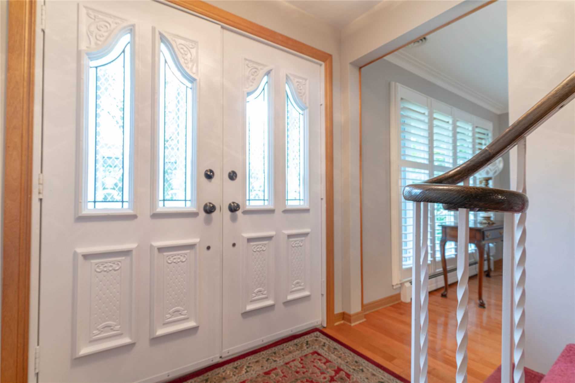 7097 Coach Entrance (2021) 1