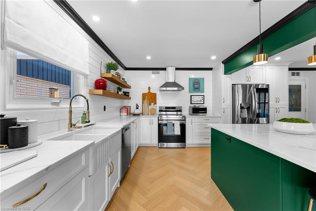 7097 Coach Kitchen 5