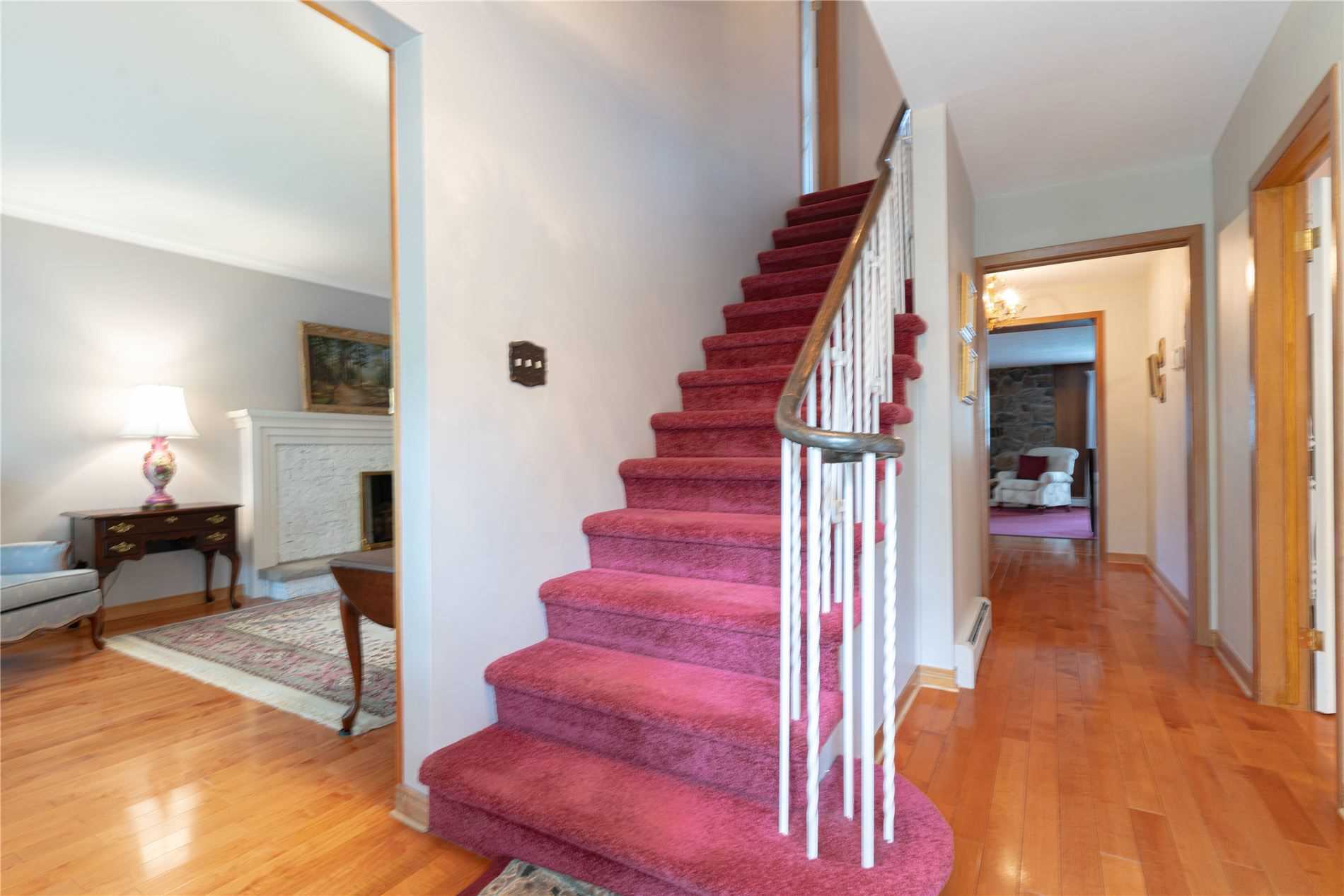 7097_Coach_Entrance_(2021)_2